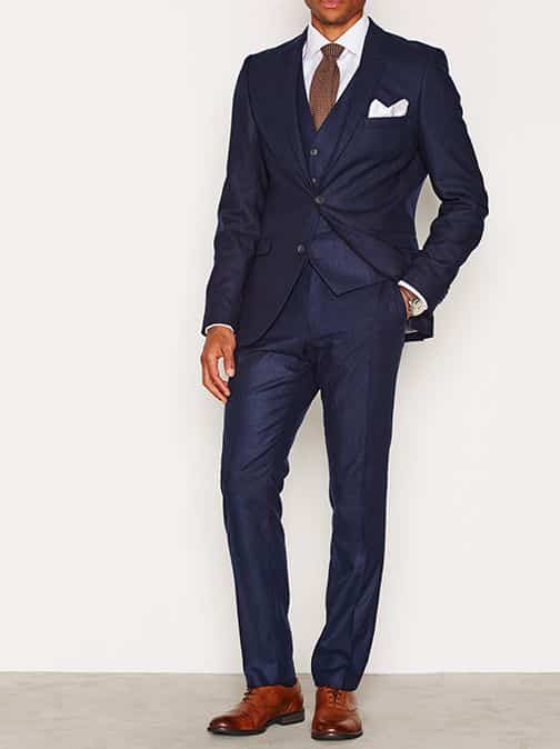 Men's Navy Blue Three-Piece Suit – Executive Formal Excellence - Image 3