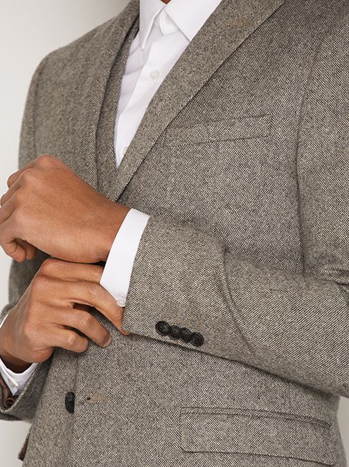 Men's Light Grey Check Three-Piece Suit – Complete Formal Elegance - Image 4